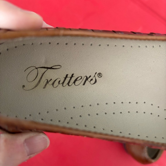 Trotters shoes, size 6N,  great condition, very nice for dress or casual. - Picture 10 of 12